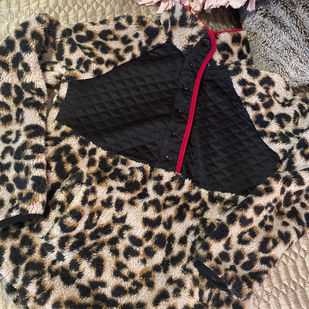 MAURICES Cheetah print 3/5 button up pullover sweater